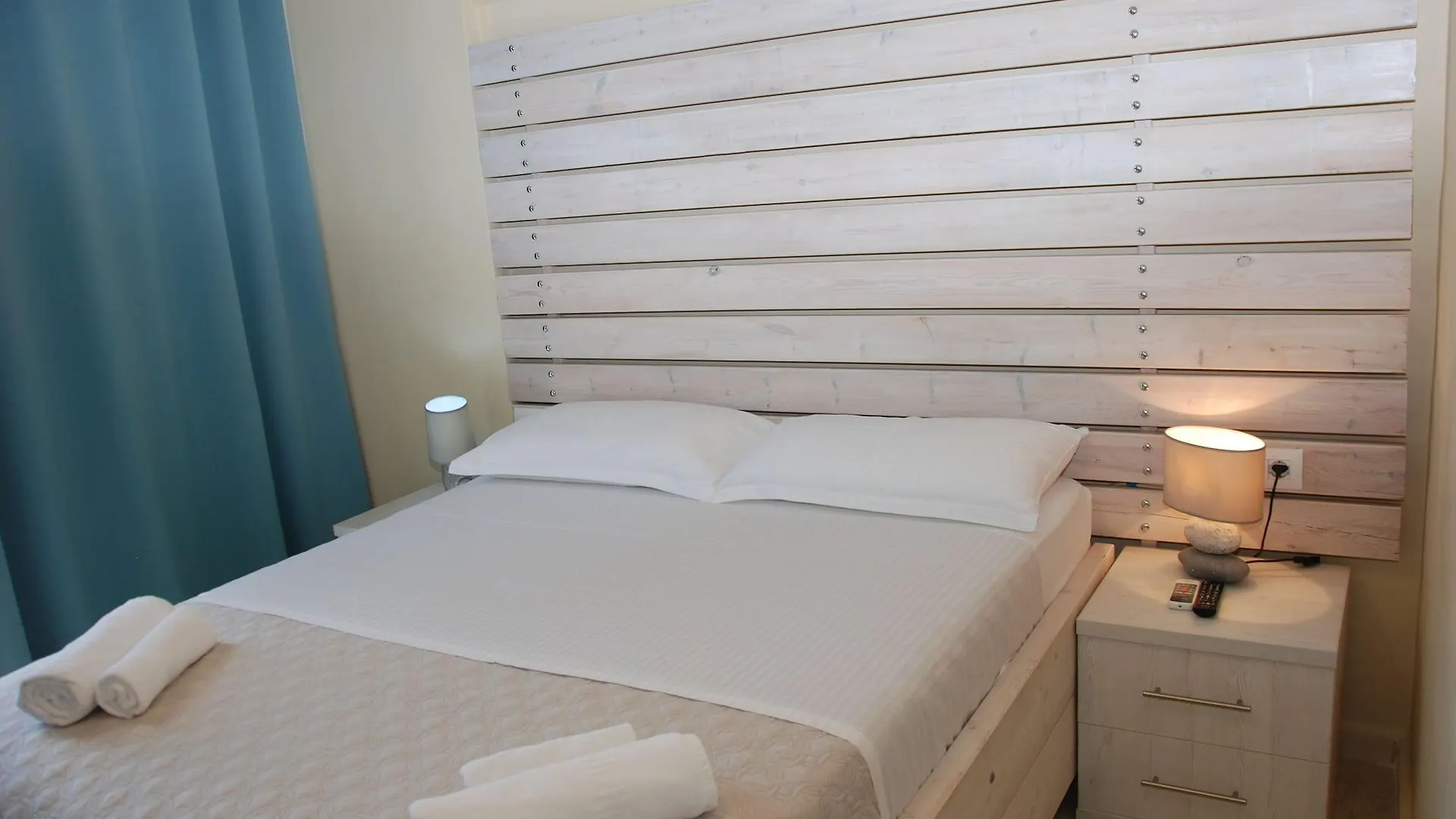 Hotel Saranda 3*, Sarande