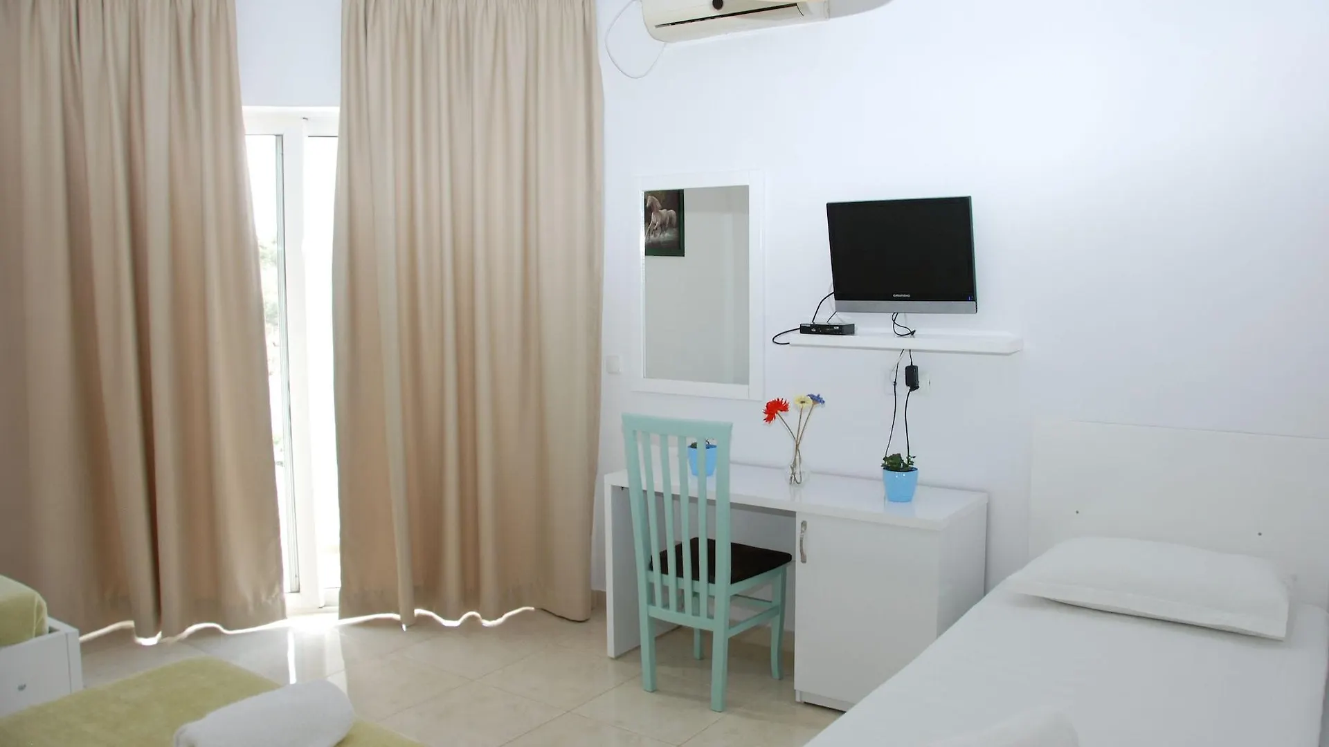 Hotel Saranda 3*, Sarande Albania